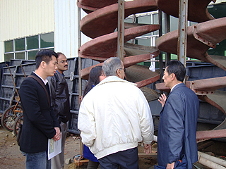 印度客戶參觀螺旋溜槽