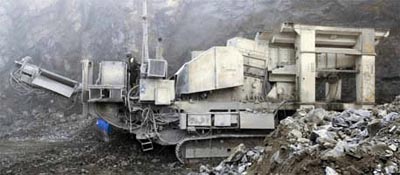 美卓的履帶式Lokotrack LT140移動(dòng)顎式破碎站