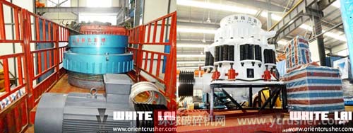 上海巍立路橋發(fā)往福建的兩臺圓錐破碎機設備