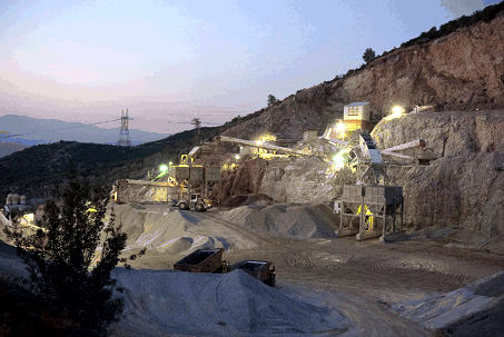 顎式破碎機及圓錐破碎機生產線擴建現有的伊茲梅爾采石場