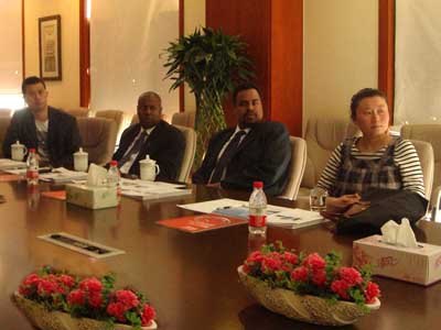 吉布提駐華大使一行與知名破碎機廠家上海世邦就礦業(yè)發(fā)展合作洽談