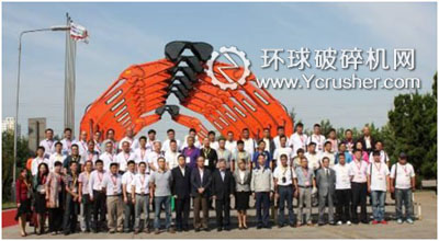 &ldquo;斗山采礦日&rdquo;客戶合影