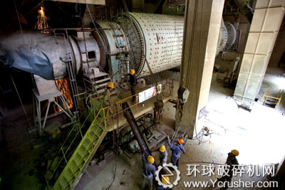 寧國水泥廠原料磨檢修技改現(xiàn)場