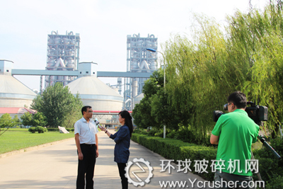 公司副總經(jīng)理蔡勝發(fā)接受安徽衛(wèi)視記者采訪