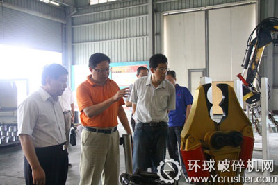 省人社廳副廳長(zhǎng)一行到安徽驚天液壓考察引智項(xiàng)目執(zhí)行情況