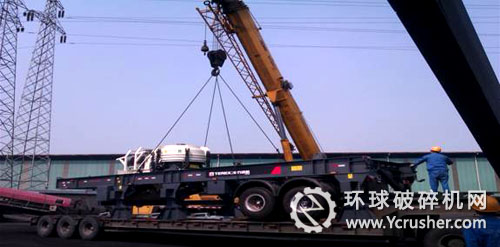 特雷克斯南方路機(jī)CSW1000C輪胎移動(dòng)式圓錐破碎篩分設(shè)備正在安裝調(diào)試