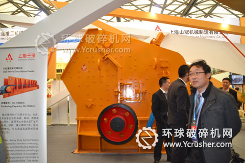 上海明山路橋2012上海寶馬展反擊式破碎機設備