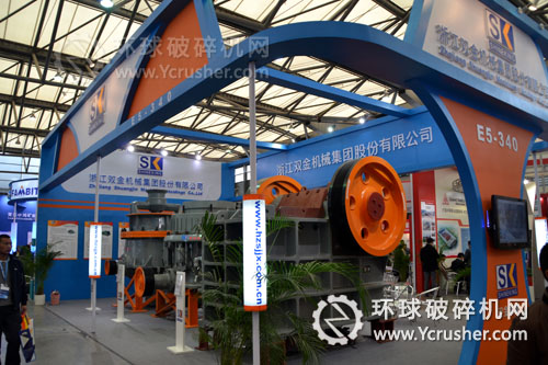 浙江雙金展示的SJ-PE系列顎式破碎機設備