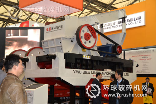 義烏黑白礦機為客戶介紹單機破碎生產(chǎn)線