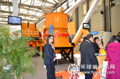 上海明山路橋2012上海寶馬展圓錐破碎機設備