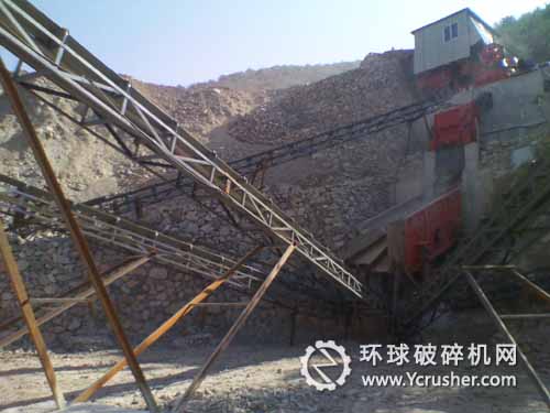 重型錘式破碎機在石料生產線