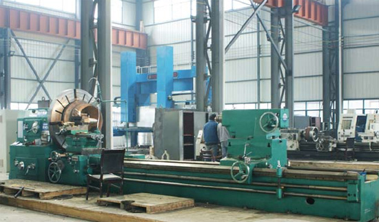 長興長虹路橋礦山機(jī)械設(shè)備有限公司生產(chǎn)車間