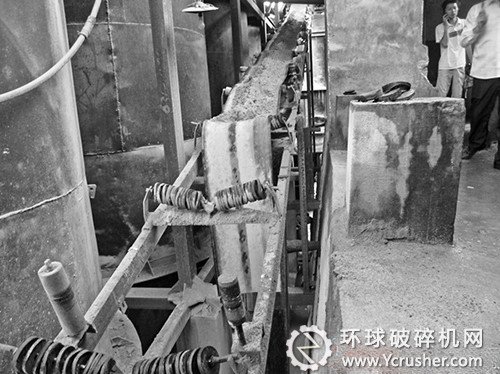  家屬講述盧振森被卷入機(jī)器時(shí)的情景