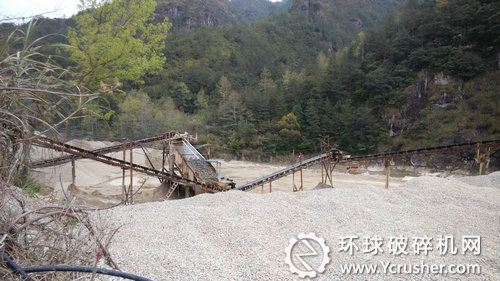 文成縣一采砂場非法開采砂石