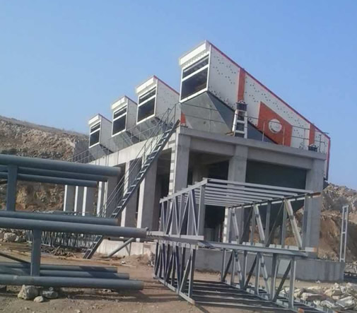 山東宏躍時(shí)產(chǎn)3000噸精品砂石骨料生產(chǎn)線現(xiàn)場(chǎng)安裝施工