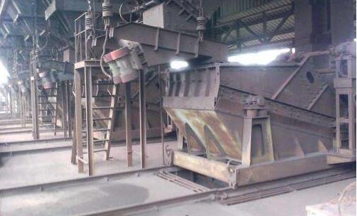 首鋼通鋼第一鋼軋廠成功改造電機振動給料機