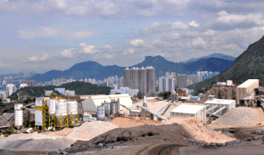 香港嘉安安達(dá)臣道石礦廠全貌