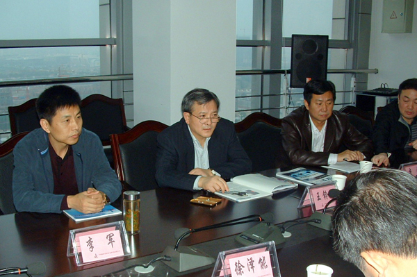 國家安監(jiān)總局監(jiān)管一司司長王鈴丁接收匯報工作